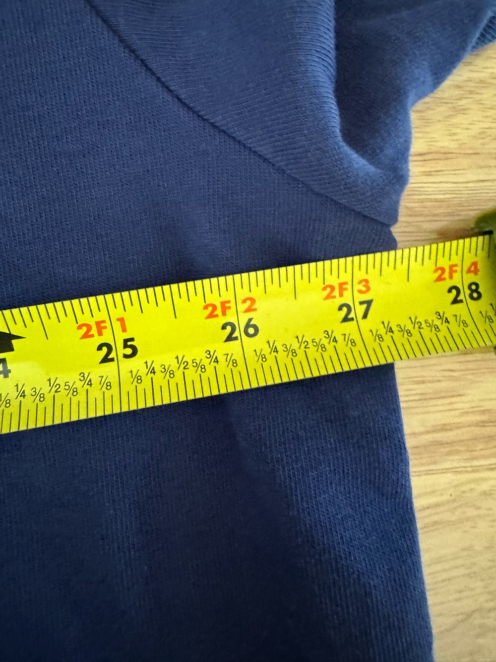 Nike Loose Fit Navy Tee with Pattern Swoosh 2X - Picture 5 of 7